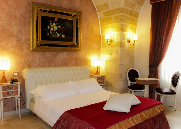 Kelina Charme Hotel By Cantine Due Palme